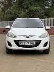 Mazda Demio 2012 White - 3