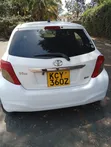 Toyota Vitz 2013 White - 5