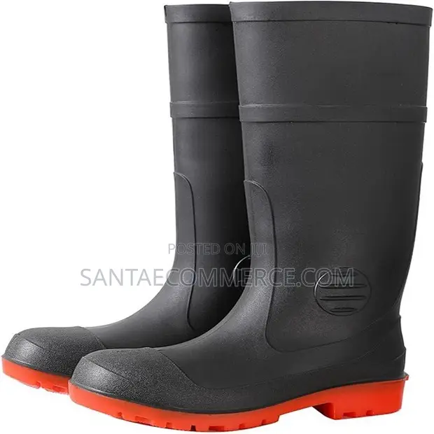 Black Heavy-Duty PVC Safety Gumboot - 1