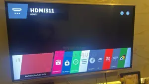LG Smart TV 32-inch Full HD
