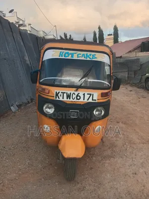 Bajaj Boxer 2021 Njano