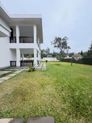 Nyumba ya Vyumba 5 vya Kulala (Villa) Mtaa wa Karen, Hardy