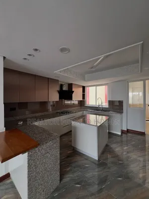 Penthouse ya Vyumba 5 vya Kulala kwa Kodi Westlands, Spring Valley