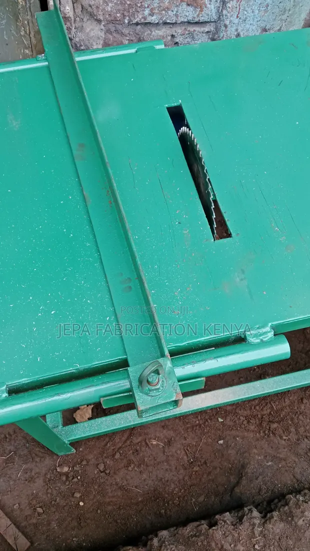 Circular Timber Cutting Machine - 1