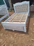 Kitanda cha Mocket cha Beige chenye Tufte cha 4x6 - 1