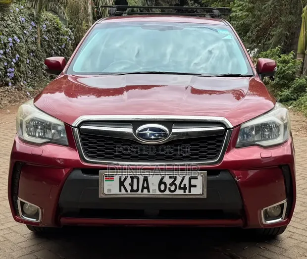 Subaru Forester XT 2013 Nyeusi - 1