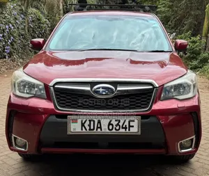 Subaru Forester XT 2013 Nyeusi