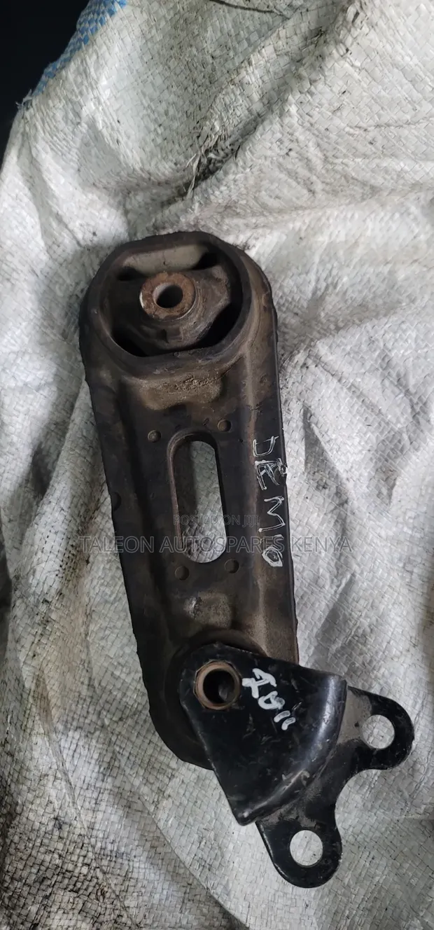 Mazda Demio 2007-2014 Mlima wa Crossmember - 1