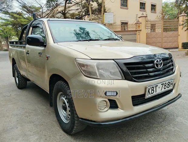 2012 Toyota Hilux Single Cab - 1