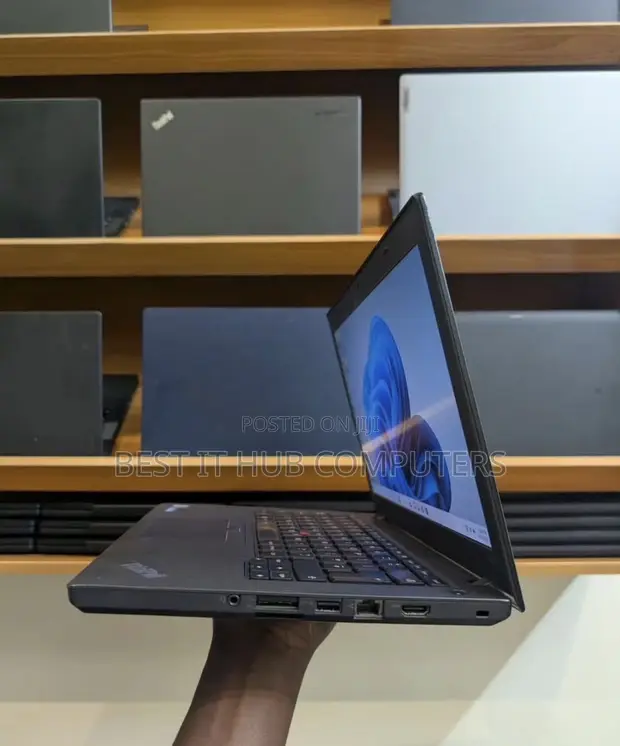 Laptopi ya Lenovo ThinkPad T460 - Core i7, 8GB RAM, 256GB SSD - 1