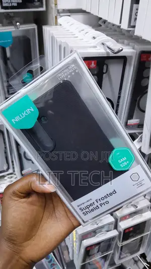 Nillkin Super Frosted Shield Pro Case kwa Samsung Galaxy S26+