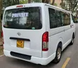 Toyota HiAce 2016 Nyeupe 14 Seater - 5