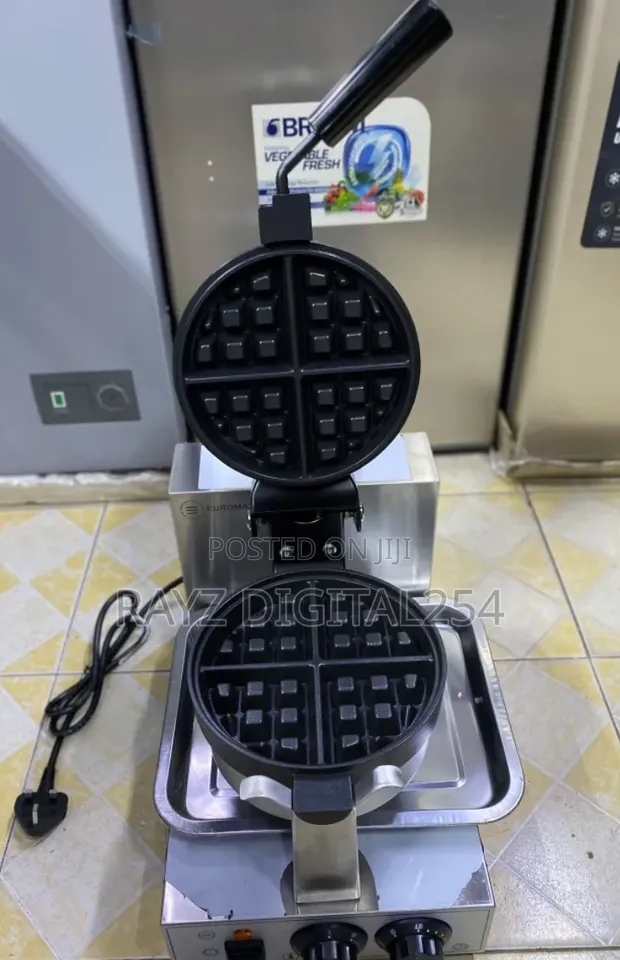 Commercial Rotational Waffle Maker - Single - 1