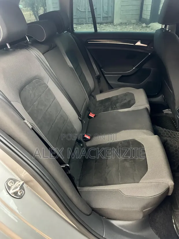 Volkswagen Golf Variant 2015 Silver - 1