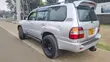 Toyota Land Cruiser 2002 Nyeupe - 2
