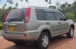Nissan X-Trail 2007 Nyeupe - 2