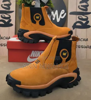 CAT Kambaless Leather Casual Boots
