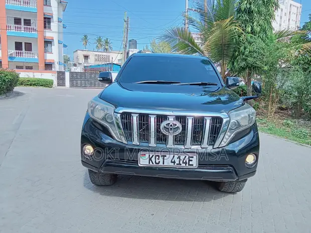 Toyota Land Cruiser Prado TX 2012 Black - 1