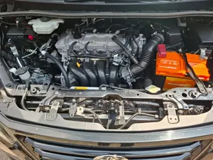 Toyota Noah 2015 Nyeusi