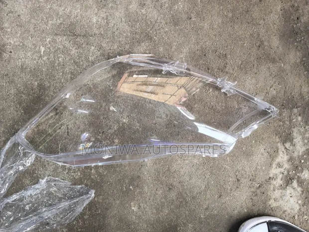 Headlights za Toyota Vitz 2012-2014 - 1
