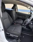 Toyota Vitz 1.3 FWD 5dr 2019 White - 5