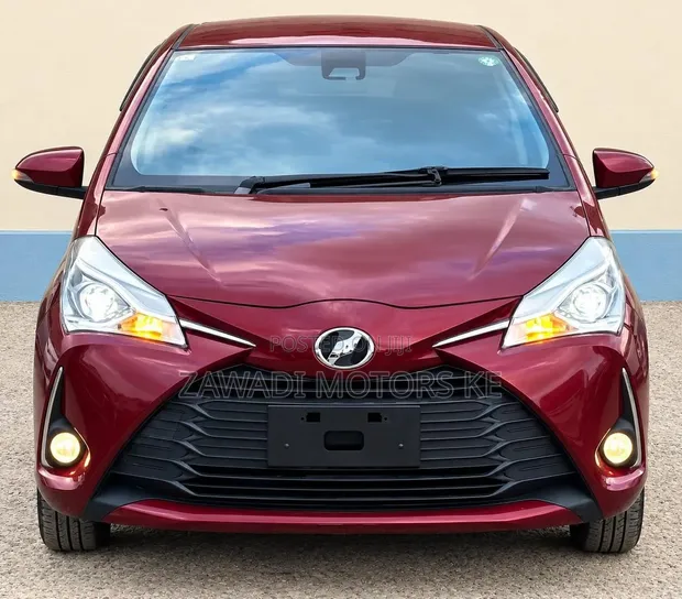 Toyota Vitz 1.0 FWD 5dr 2019 Red - 1