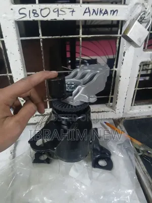 Engine Mount ya Mazda Demio - Mpya Kabisa
