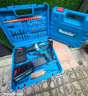 Makita 20V Cordless Drill Kit