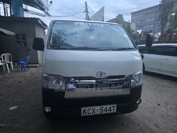 Toyota HiAce 2014 - School/Church Van - 1
