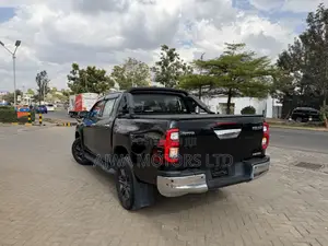 Toyota Hilux Revo Double Cab 2.4 Diesel 4x4 2021 Black