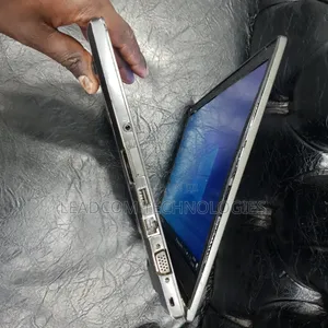 Tunununua Laptops za Kale/Zilizokufa/Zilizovunjika