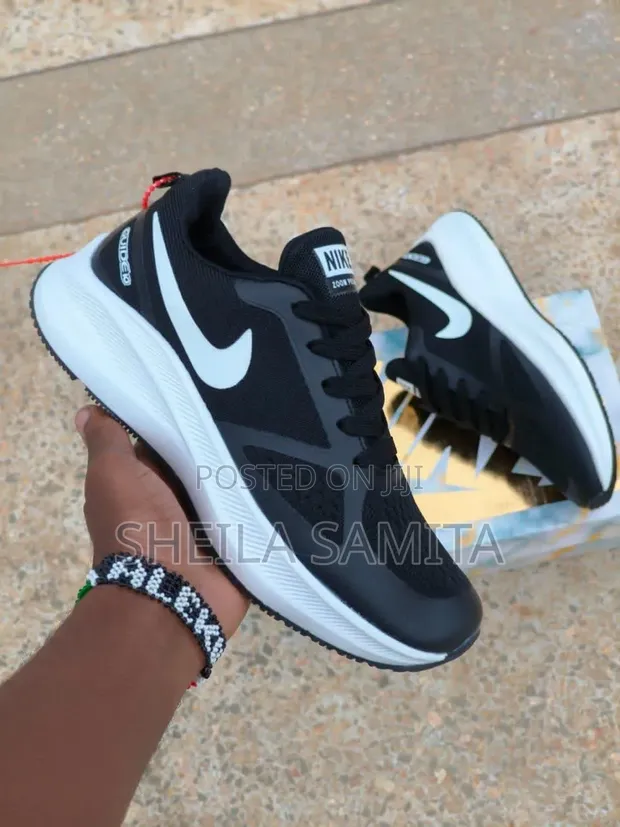 Nguo za Nike Zoom - 1