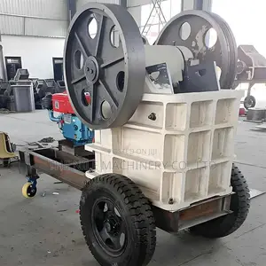 Jaw Crusher Mpya ya Dizeli PE150x250