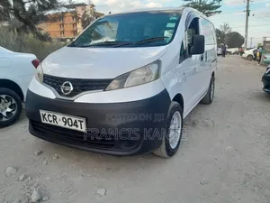 Nissan NV200 2012 - White