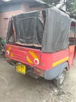 Piaggio Tatu-Wheeler 2016 Nyeusi - 1