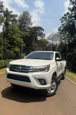 2017 Toyota Hilux Smart Cab 4x4 Diesel - 4