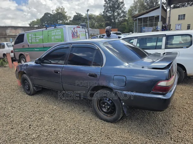 Toyota Corolla 1997 Blue - 1
