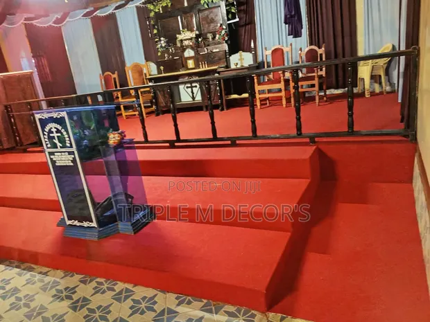 Vibrant Red 4mm Delta Carpet for Church Pulpit - 1