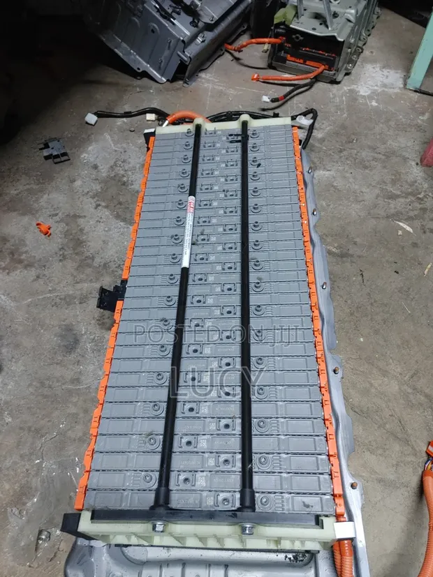 Toyota Prius Hybrid Battery (Used) - 1