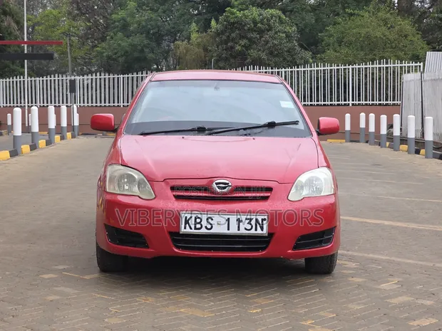 Toyota Corolla RunX 2005 Red - 1