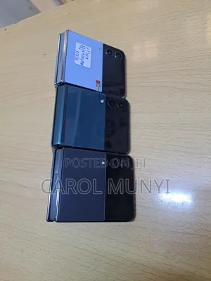 Samsung Galaxy Z Flip 3 128GB Iliyorejeshwa