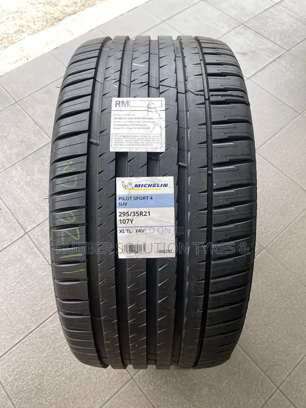Michelin Pilot Sport 4 SUV 295/35 R21 107Y Matairi - 1