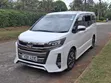 Toyota Noah 2.0 FWD (7 Seater) 2018 Nyeupe - 1