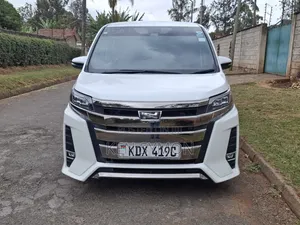 Toyota Noah 2.0 FWD (7 Seater) 2018 Nyeupe