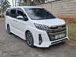 Toyota Noah 2.0 FWD (7 Seater) 2018 Nyeupe - 3