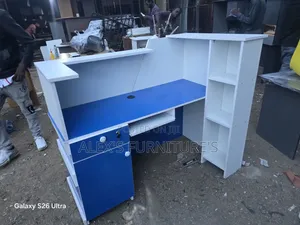 Boss Office Products Dawati la Mapokezi na Droo