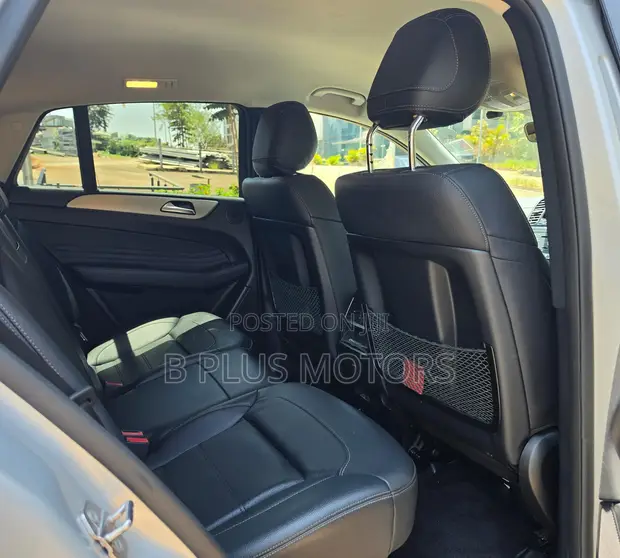 Mercedes-Benz GLE 350d 2019 Silver - 1