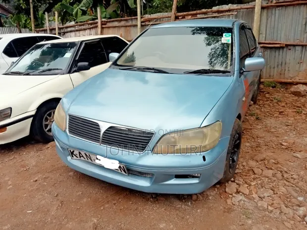 Mitsubishi Lancer 2000 Bluu - 1