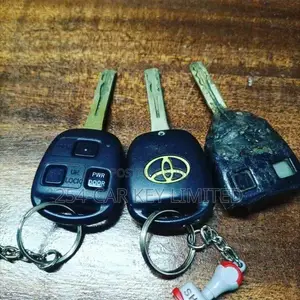 Toyota Harrier Car Key Shell Replacement