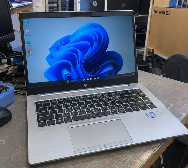 HP EliteBook 840 G8 Laptop 16GB RAM, 256GB SSD, Intel Core i5 - 1